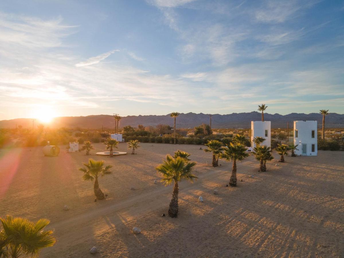 The Castle House Estate Inn Joshua Tree